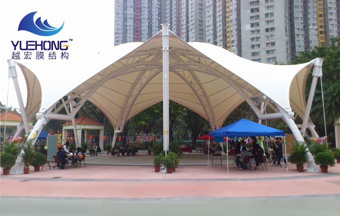 深圳商業廣場張拉膜