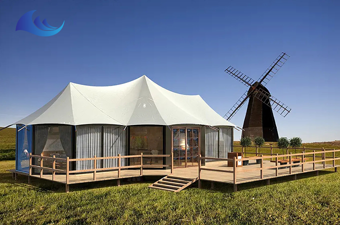 Hotel tipo carpa
